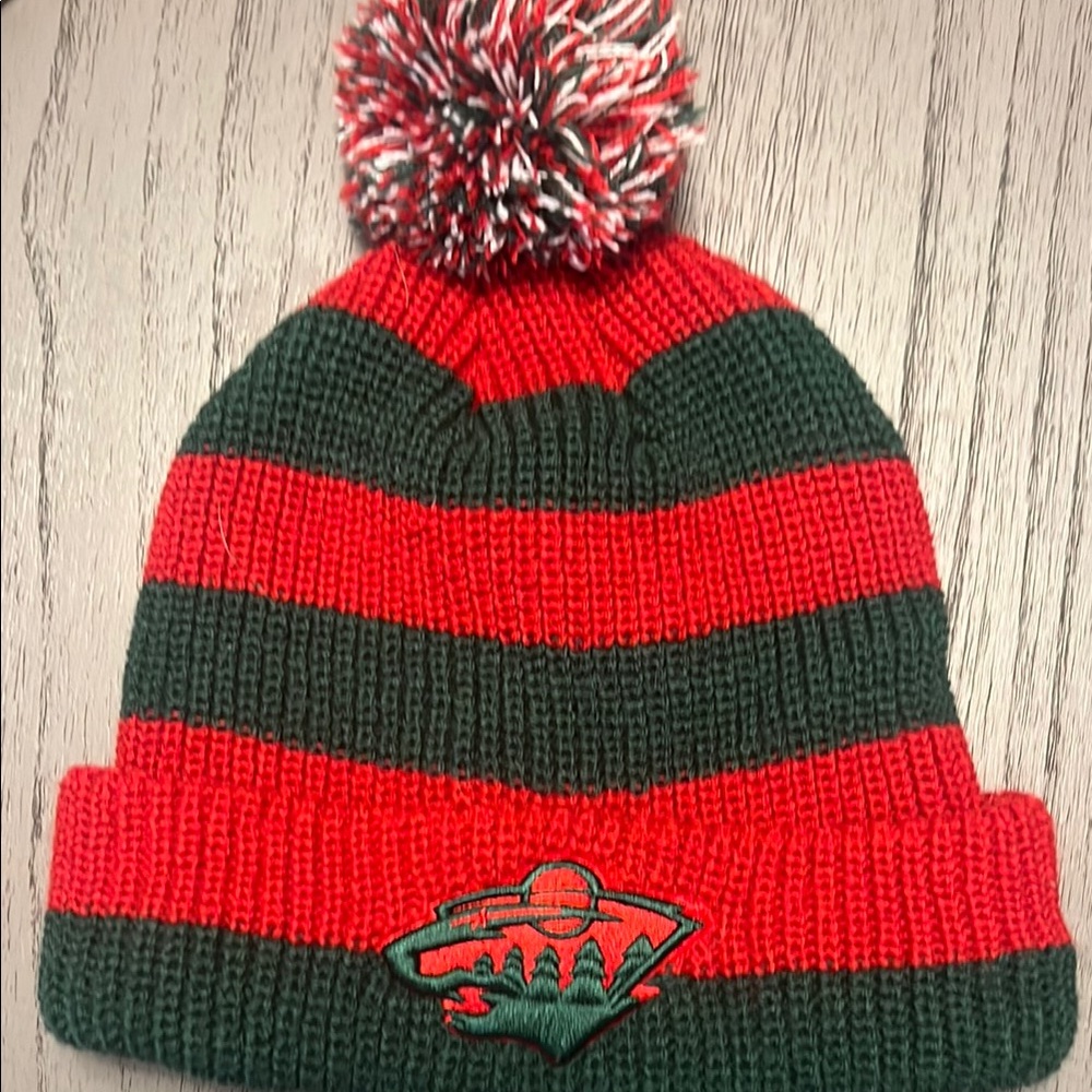 Fanatics Red and Green Striped Knit Hat